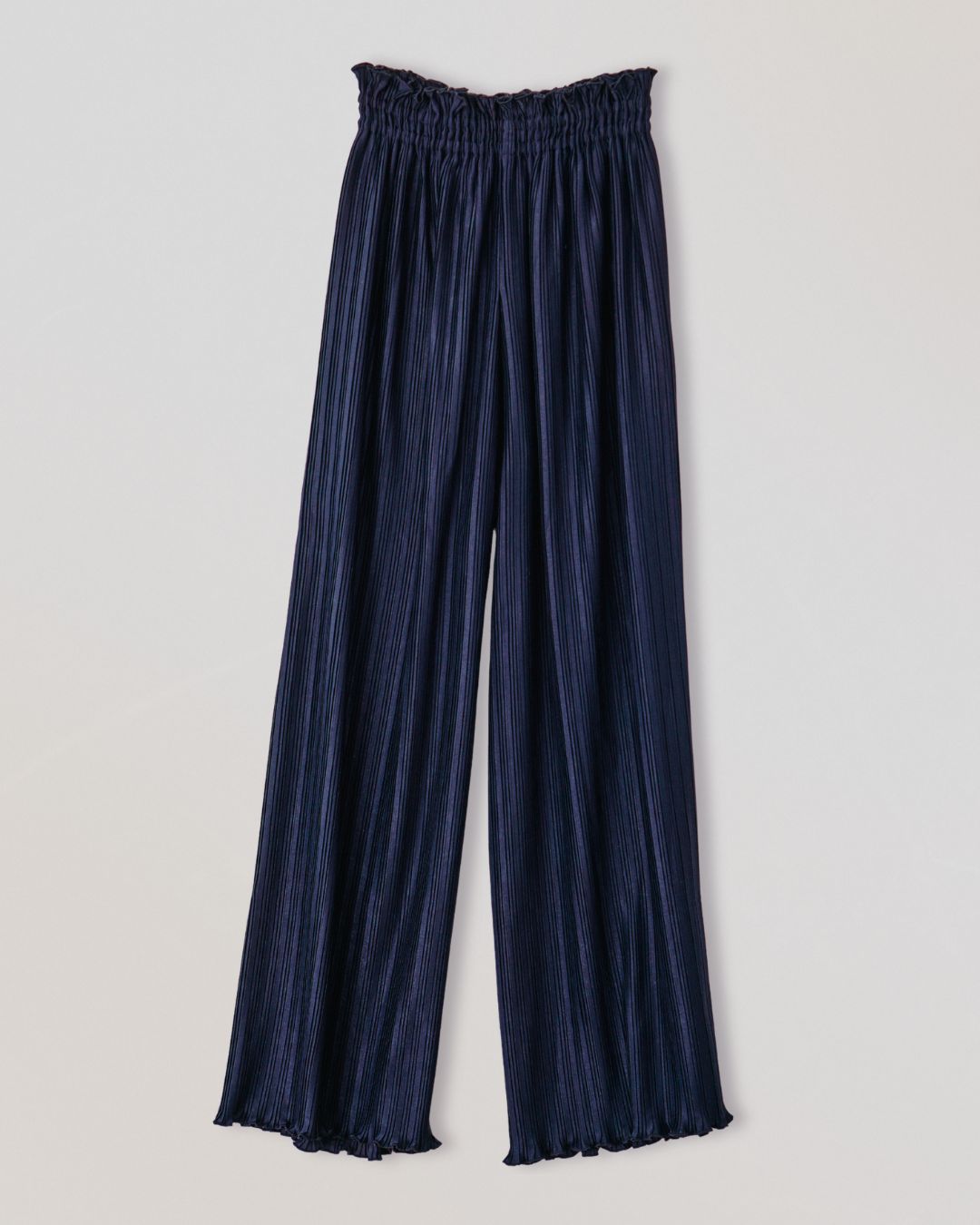 The Sadie Pant – PROCHE